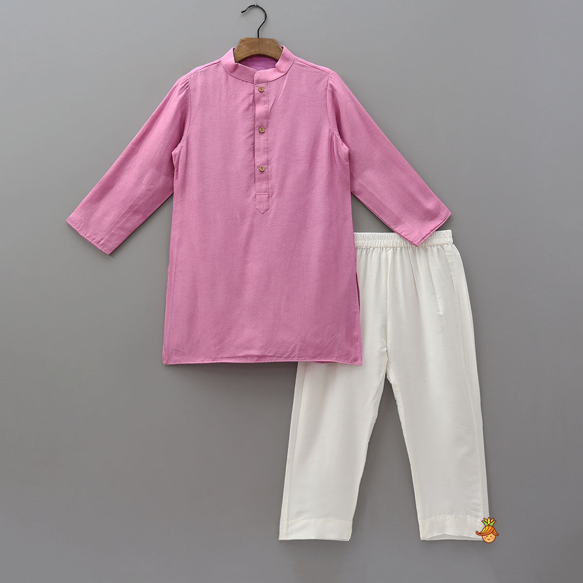 Ethnic Kurta With Thread Embroidered Jacket And Pyjama