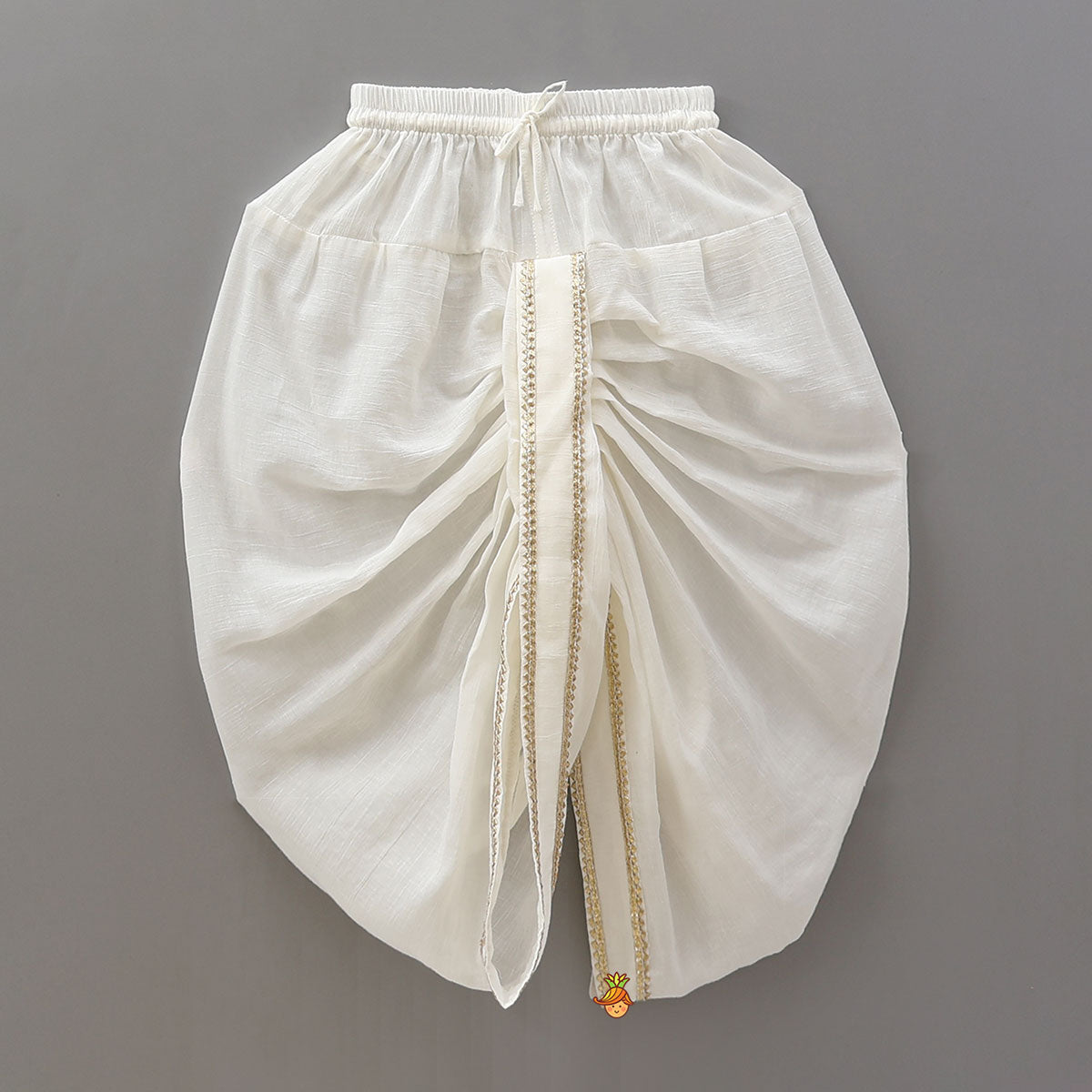 Graceful Dual-Knot Kurta With Dhoti
