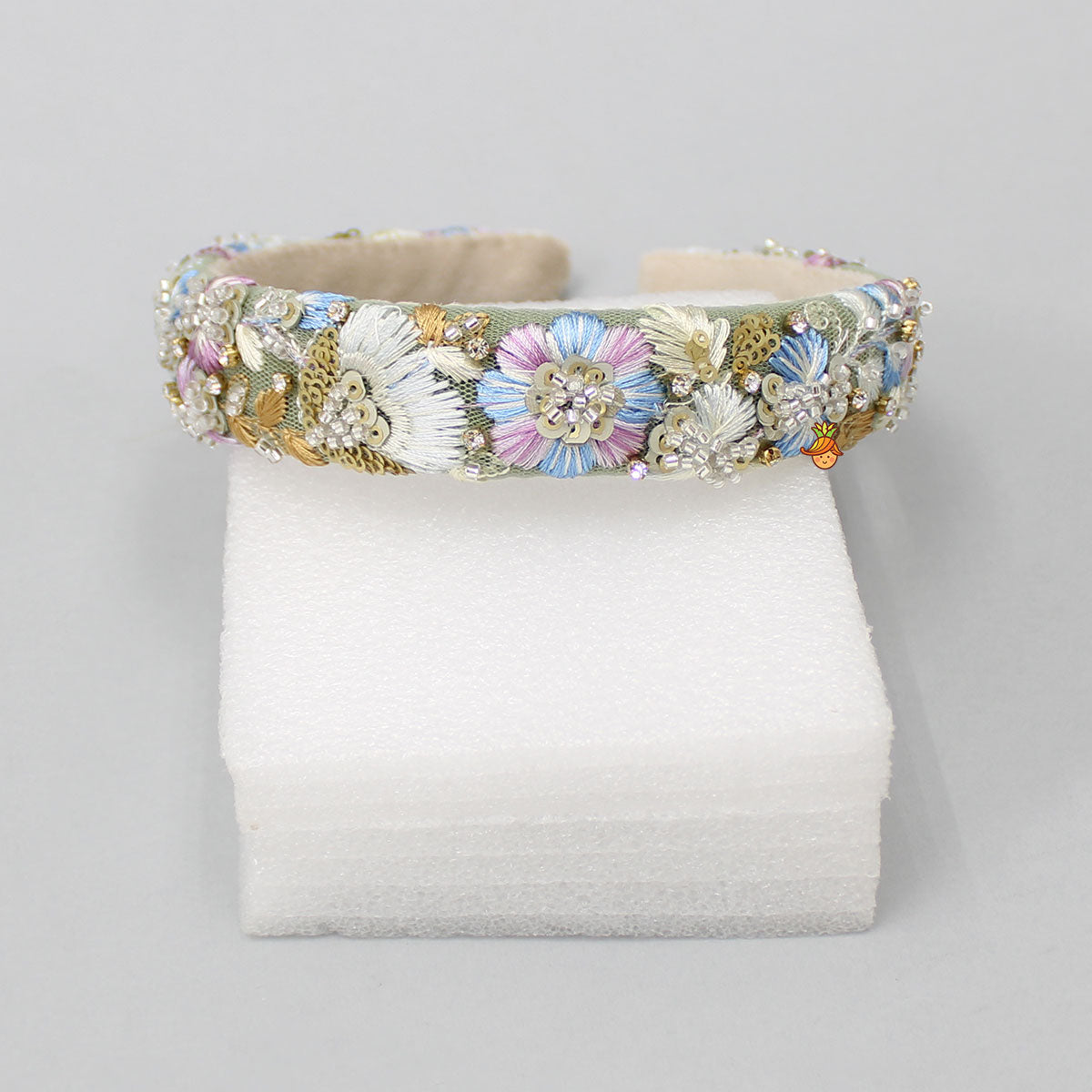 Stunning Thread Embroidered Net Hair Band