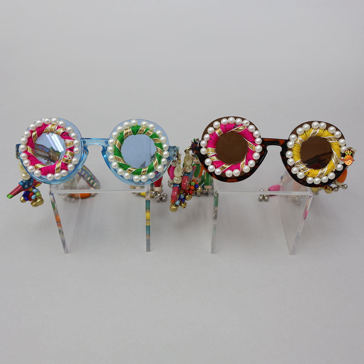 Single Pair Of Decorative Navratri Sunglasses For 3+ Years