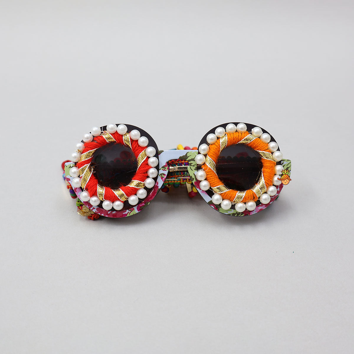 Single Pair Of Vibrant Navratri Sunglasses For 3+ Years