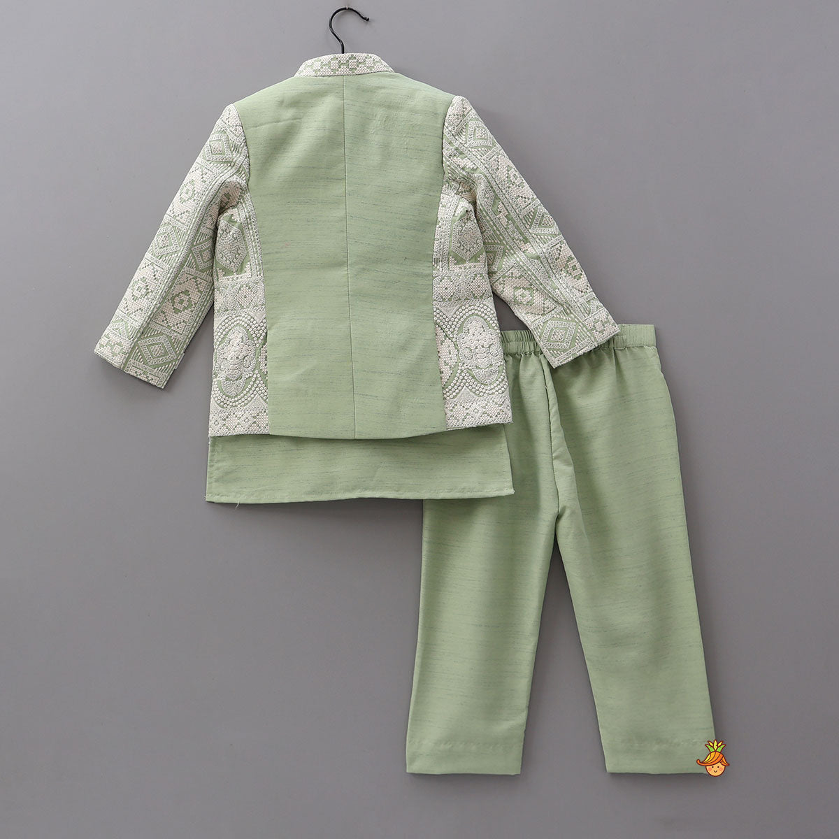 Pintuck Kurta With Thread Embroidered Open Jacket And Pyjama