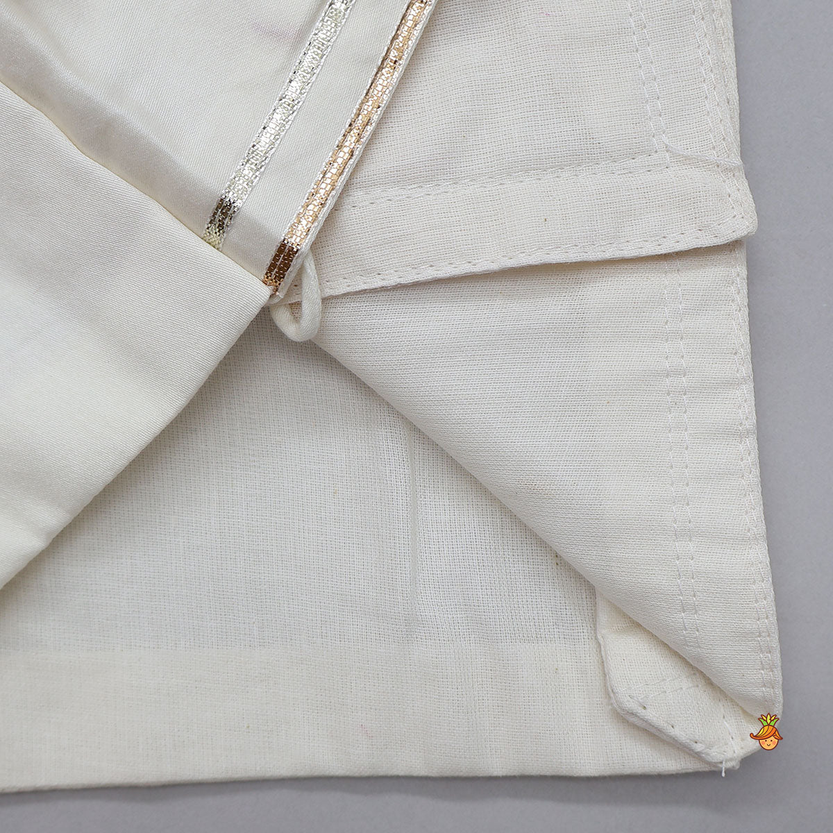 Ganesha Motif Angrakha Kurta With Dhoti