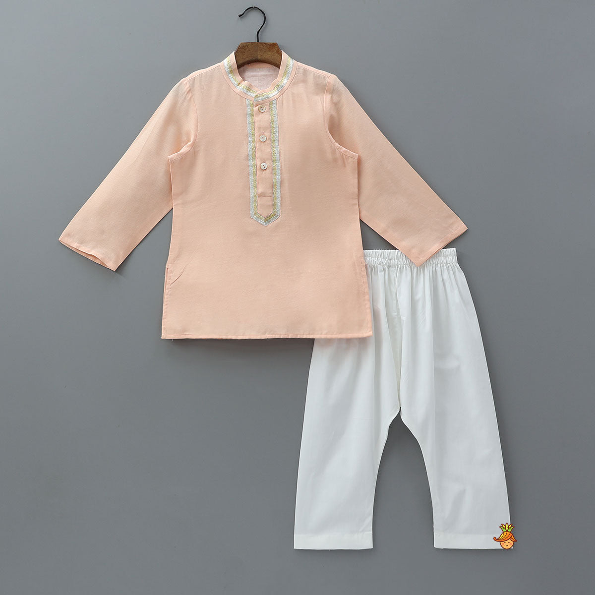 Elegant Front Placket Kurta And Pyjama