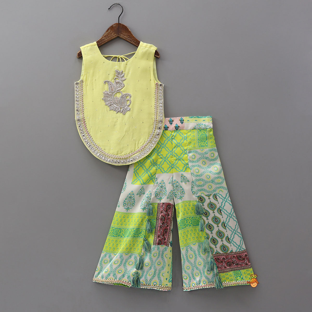 Curved Hem Top And Fringed Palazzo