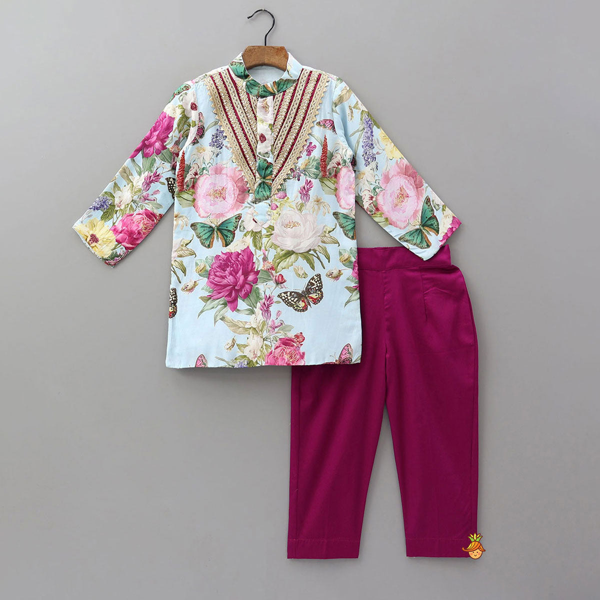 Beautiful Floral Printed Kurta And Pyjama
