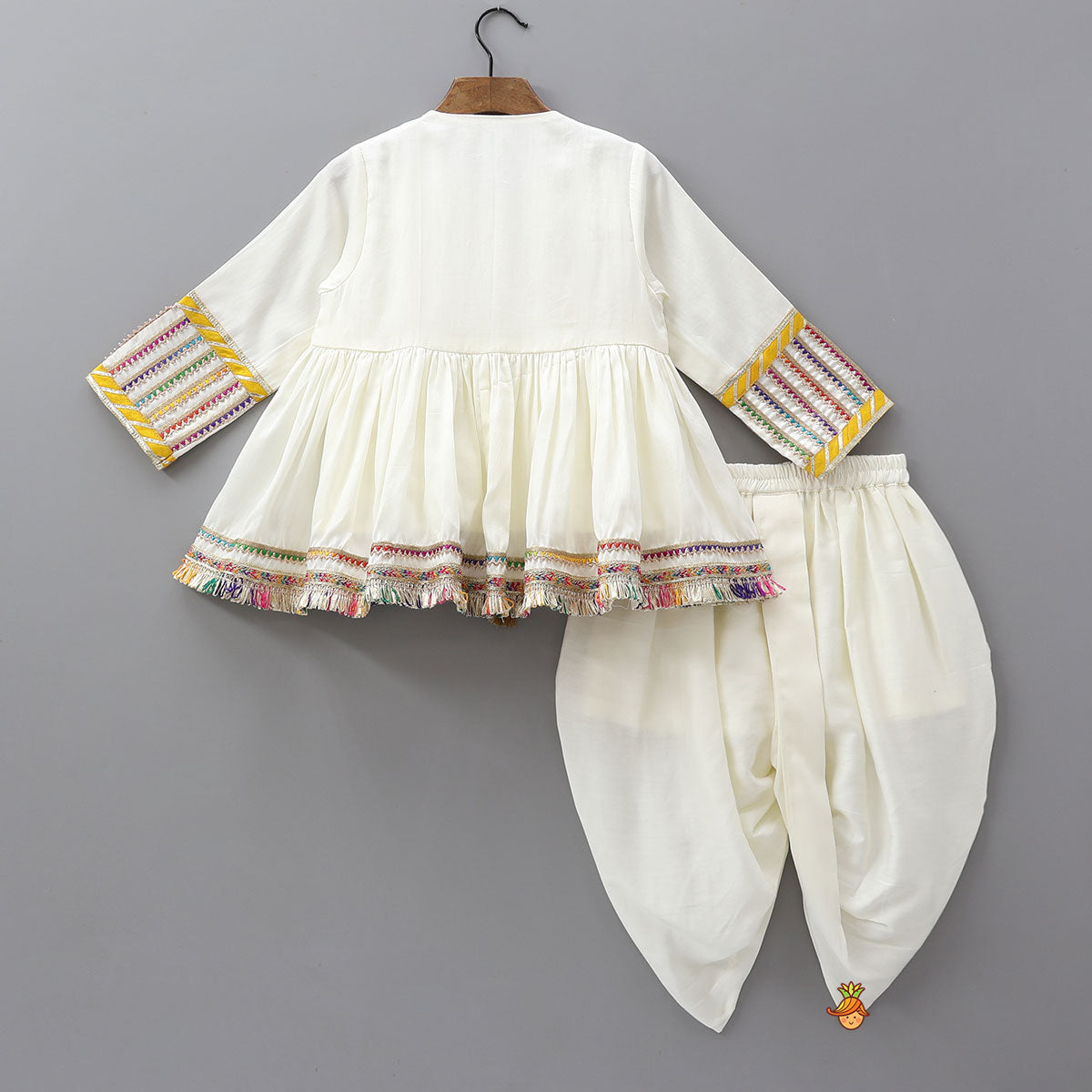 Contrasting Faux Mirror Lace Detailed Kediya With Dhoti And Head Band