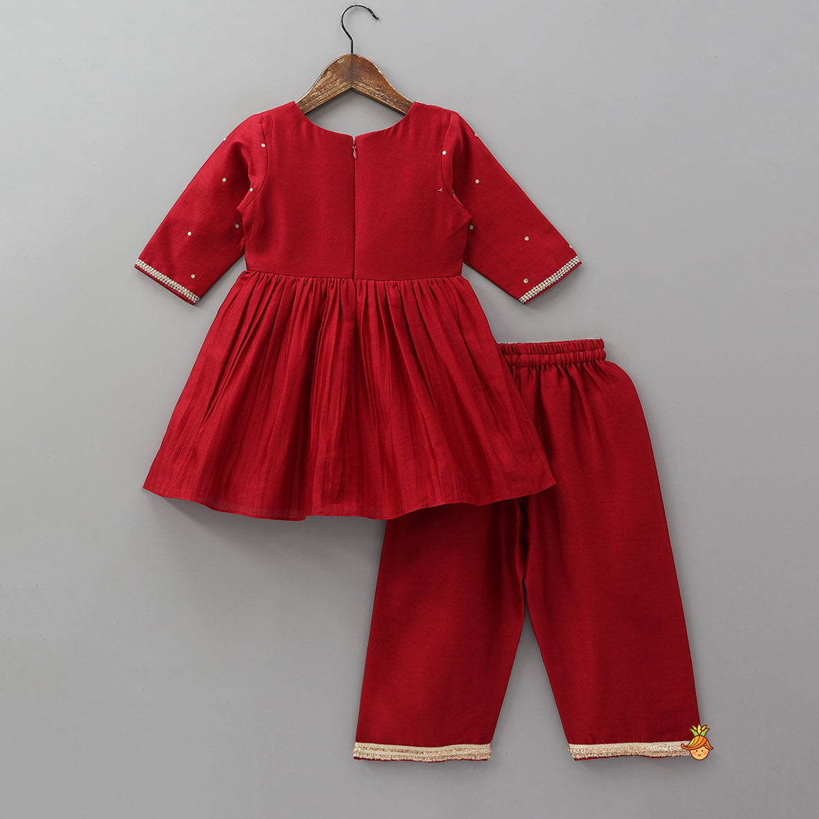 Booti Work Pleated Graceful Kurti And Pant