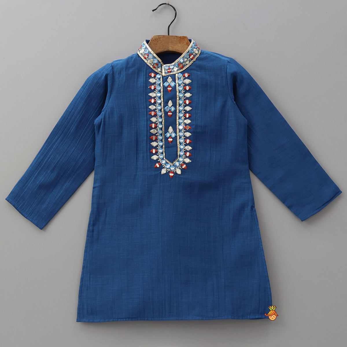 Classic Mandarin Collar Kurta With Pyjama