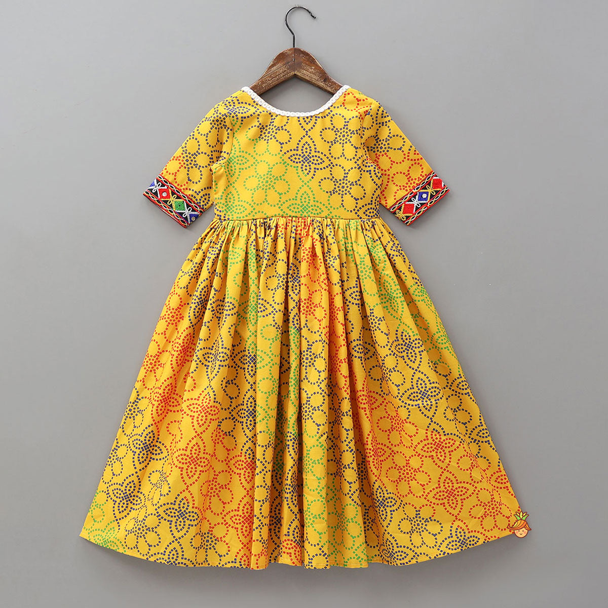 Contrasting Festive Mirror Work Stylish Kurti