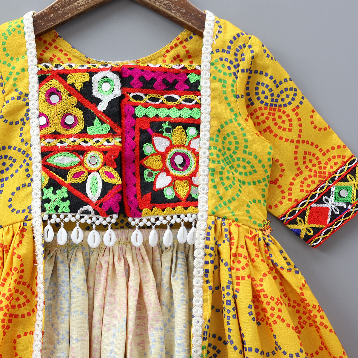 Contrasting Festive Mirror Work Stylish Kurti