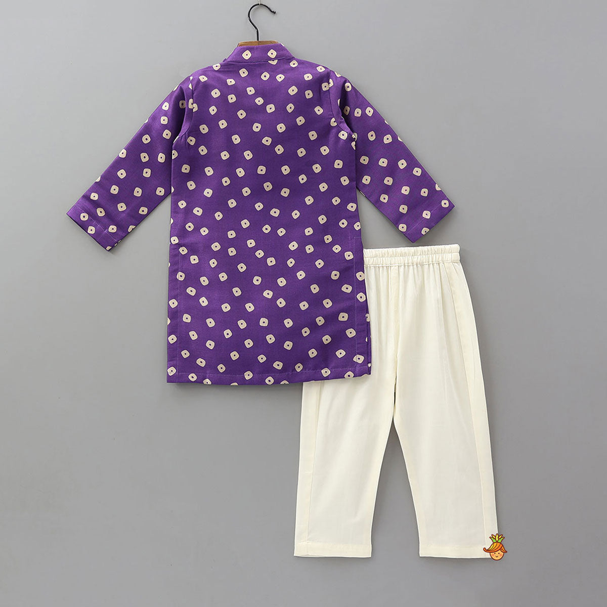 Festive Bandhani Printed Kurta And Pyjama
