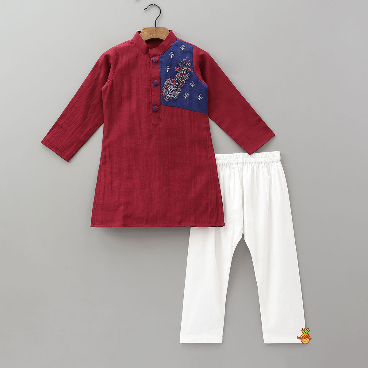 Contrasting Patchwork Ethnic Kurta And Pyjama