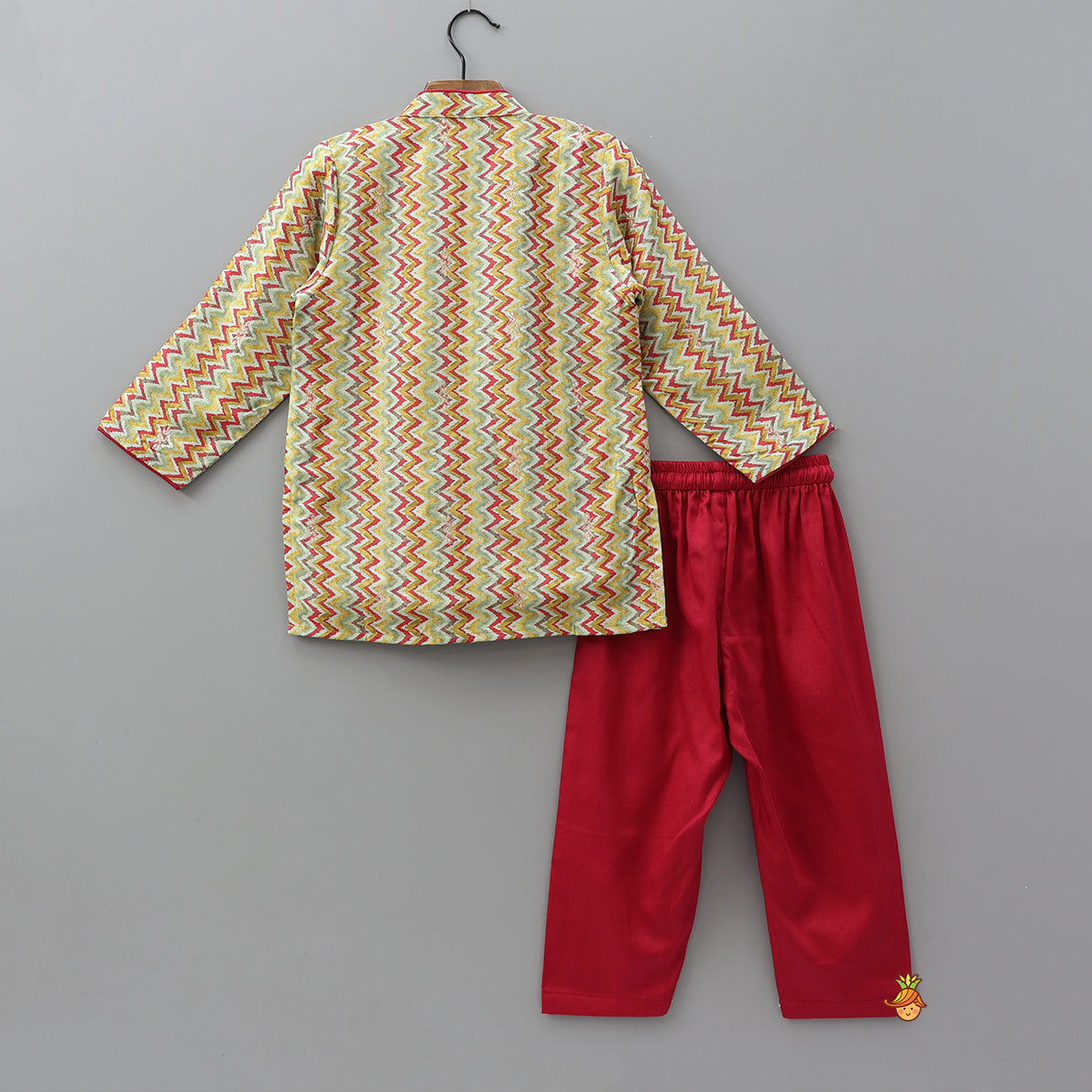 Chevron Printed Traditional Kurta And Pyjama