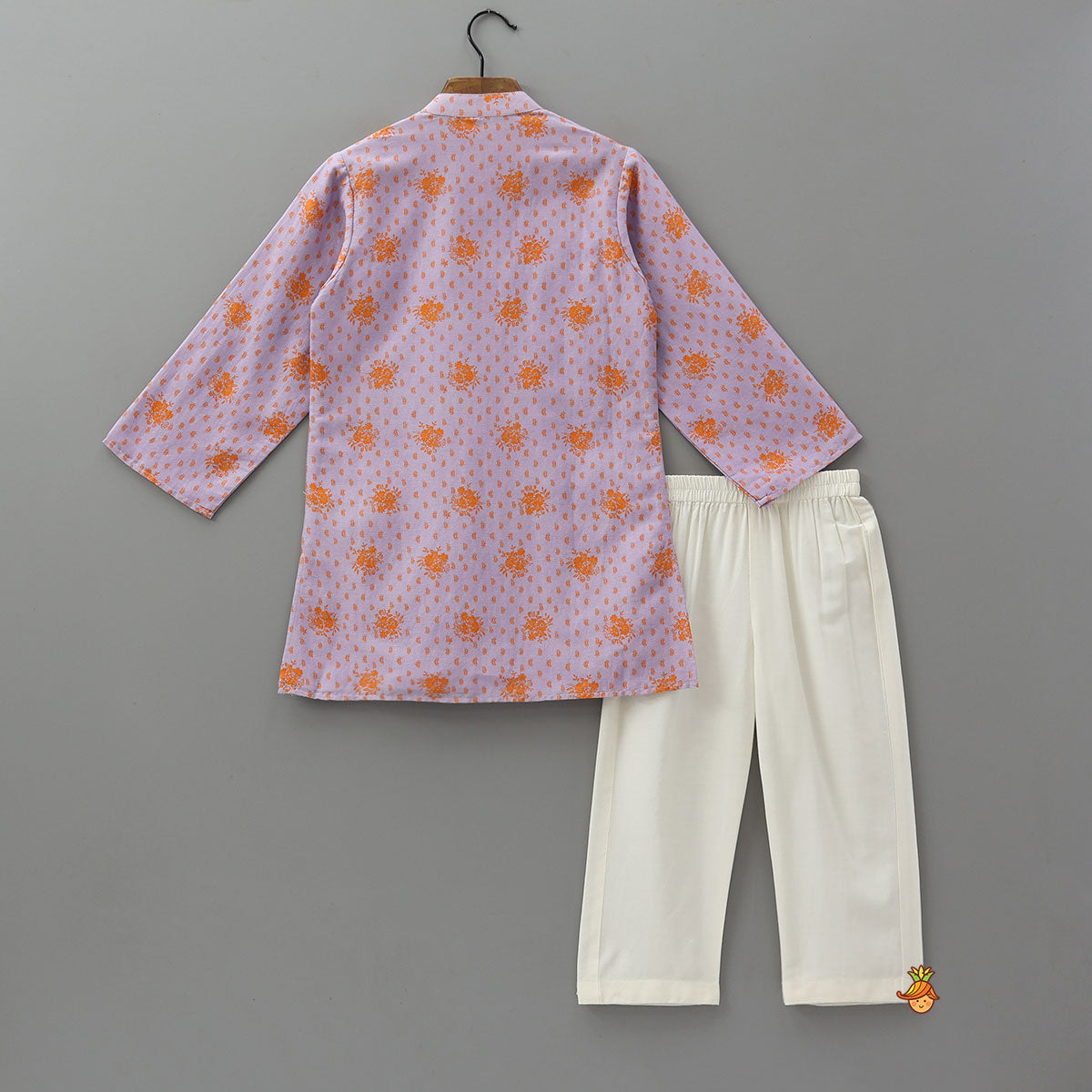 Printed Traditional Kurta And Pyjama