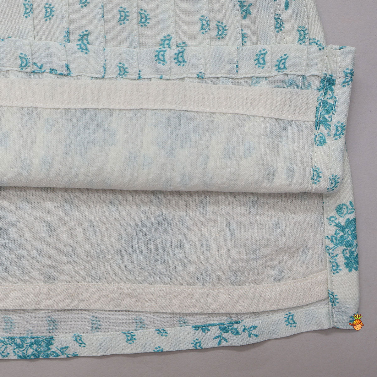 Pin Tuck Detailed Printed Traditional Kurta And Pyjama