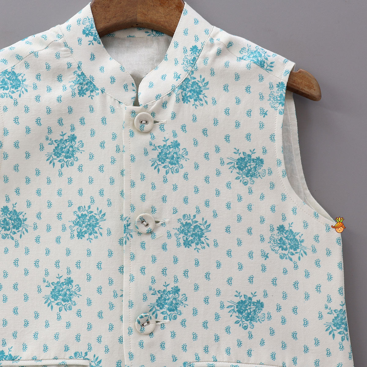 Dual Pocket Detailed Ethnic Jacket
