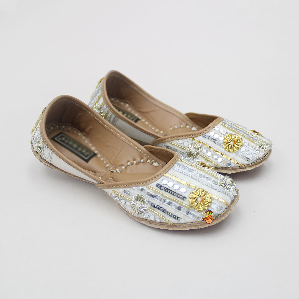 Gota Flower And Sequin Work Ivory Jutti