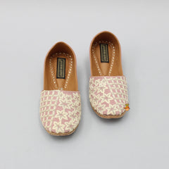 Onion Pink Checks And Floral Embroidered Jutti