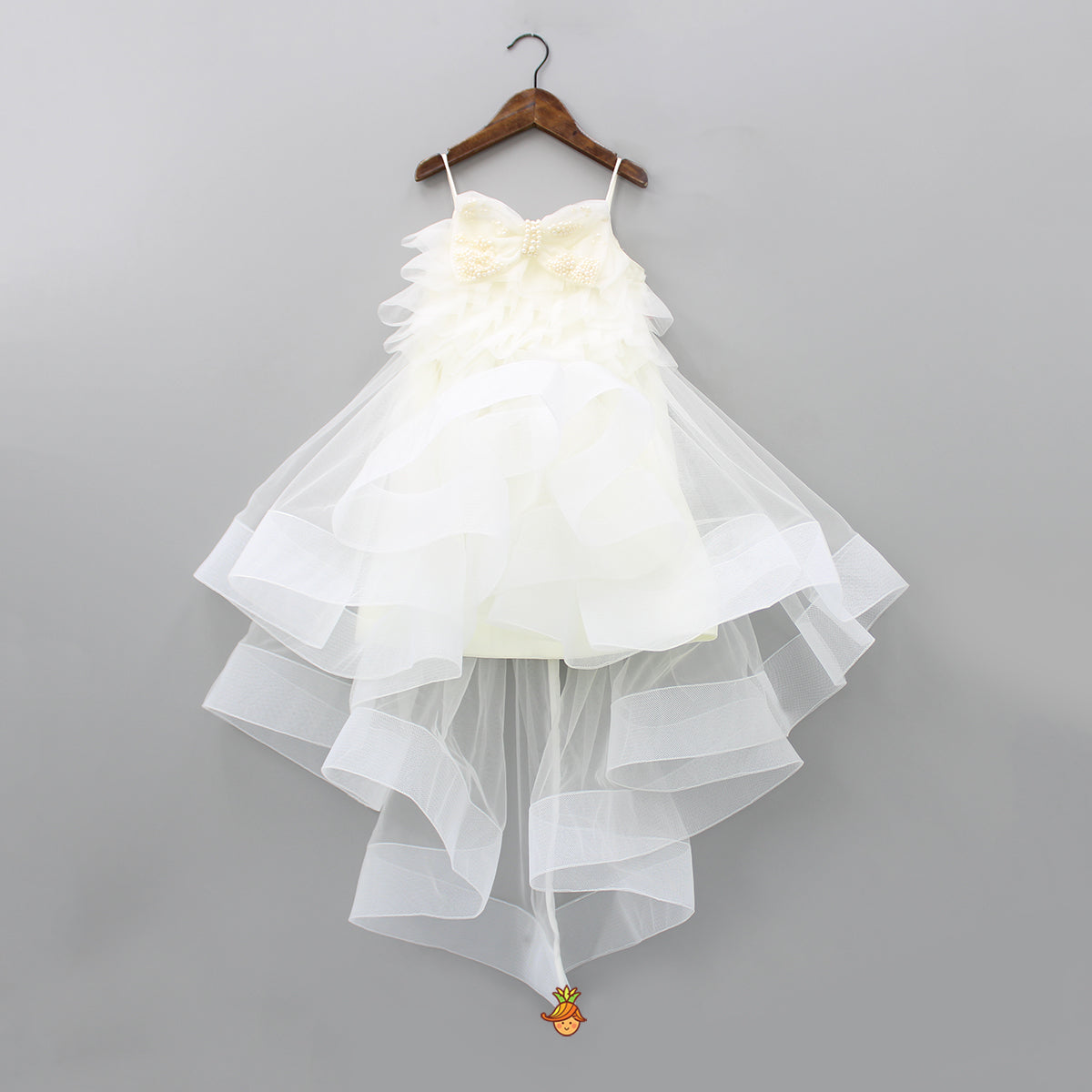 Stylish Off White Trail Dress With Bowie Pearl String Hair Clip
