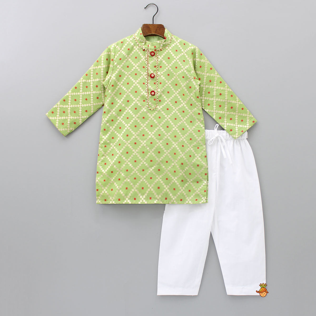 Pre Order: Green Kurta With Checks Embroidery And White Pyjama