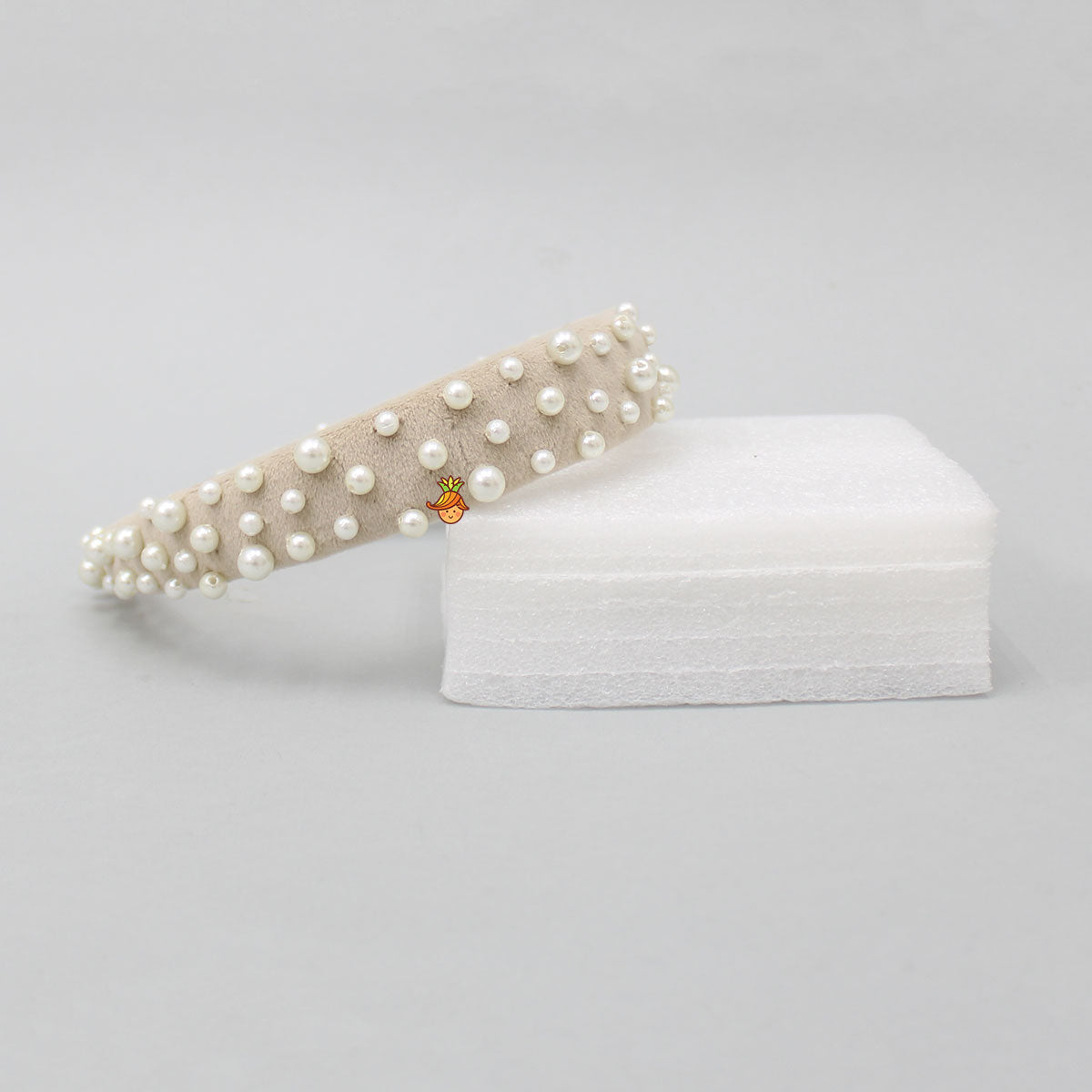 Beautiful Beige Hair Band