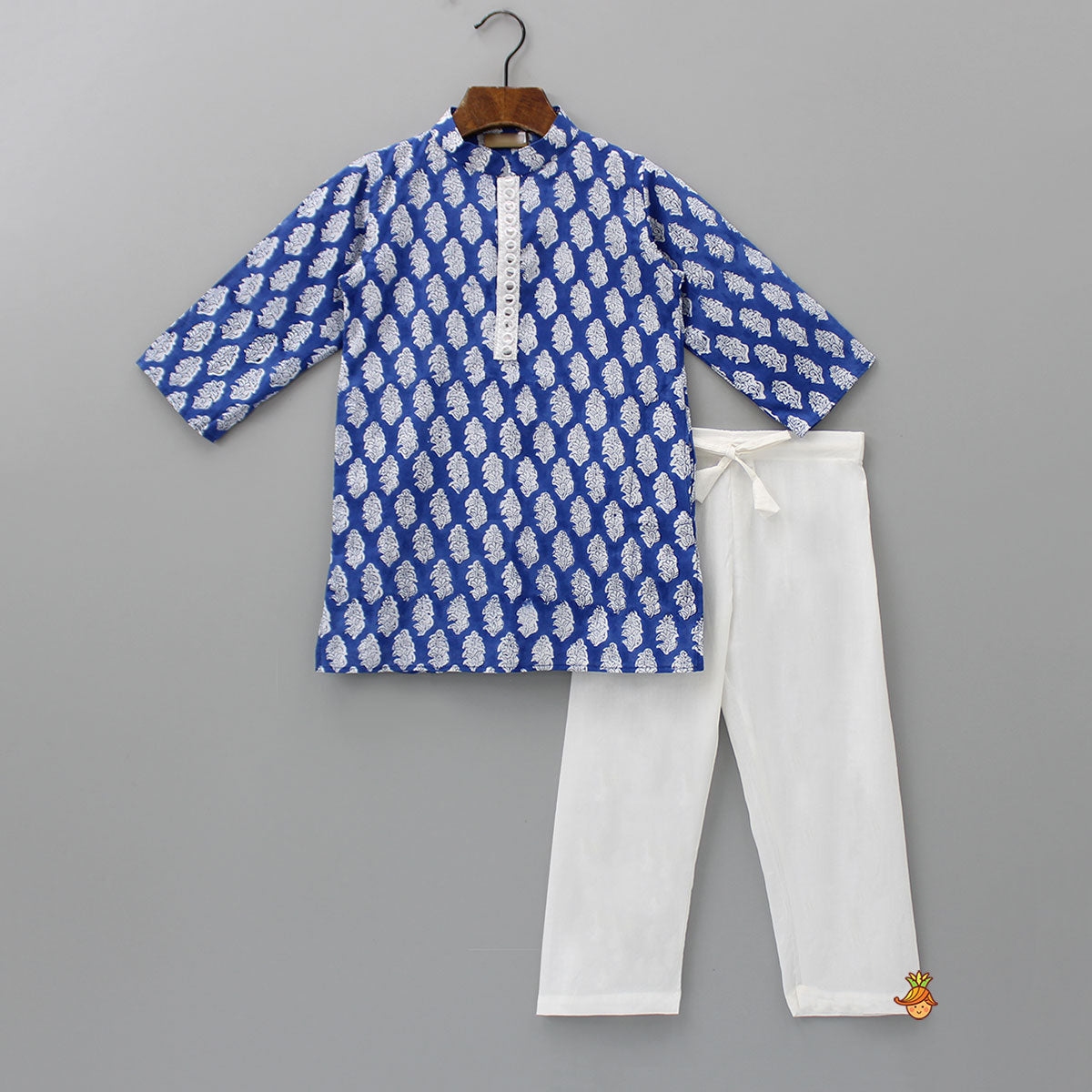 Hand Block Printed Motifs Blue Kurta With White Pyjama