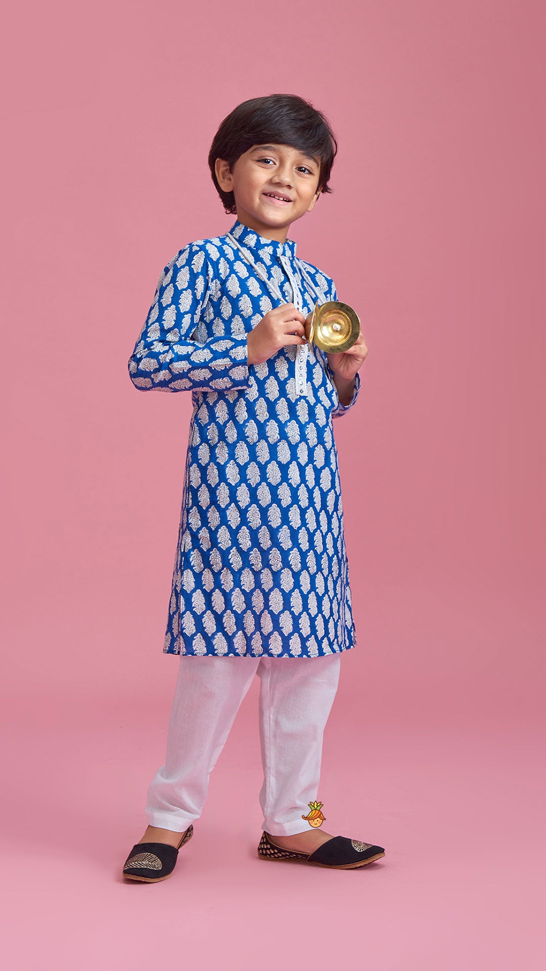 Hand Block Printed Motifs Blue Kurta With White Pyjama