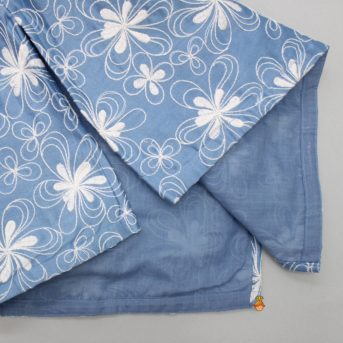 Pocket Square Elegant Blue Embroidered Kurta And Dhoti