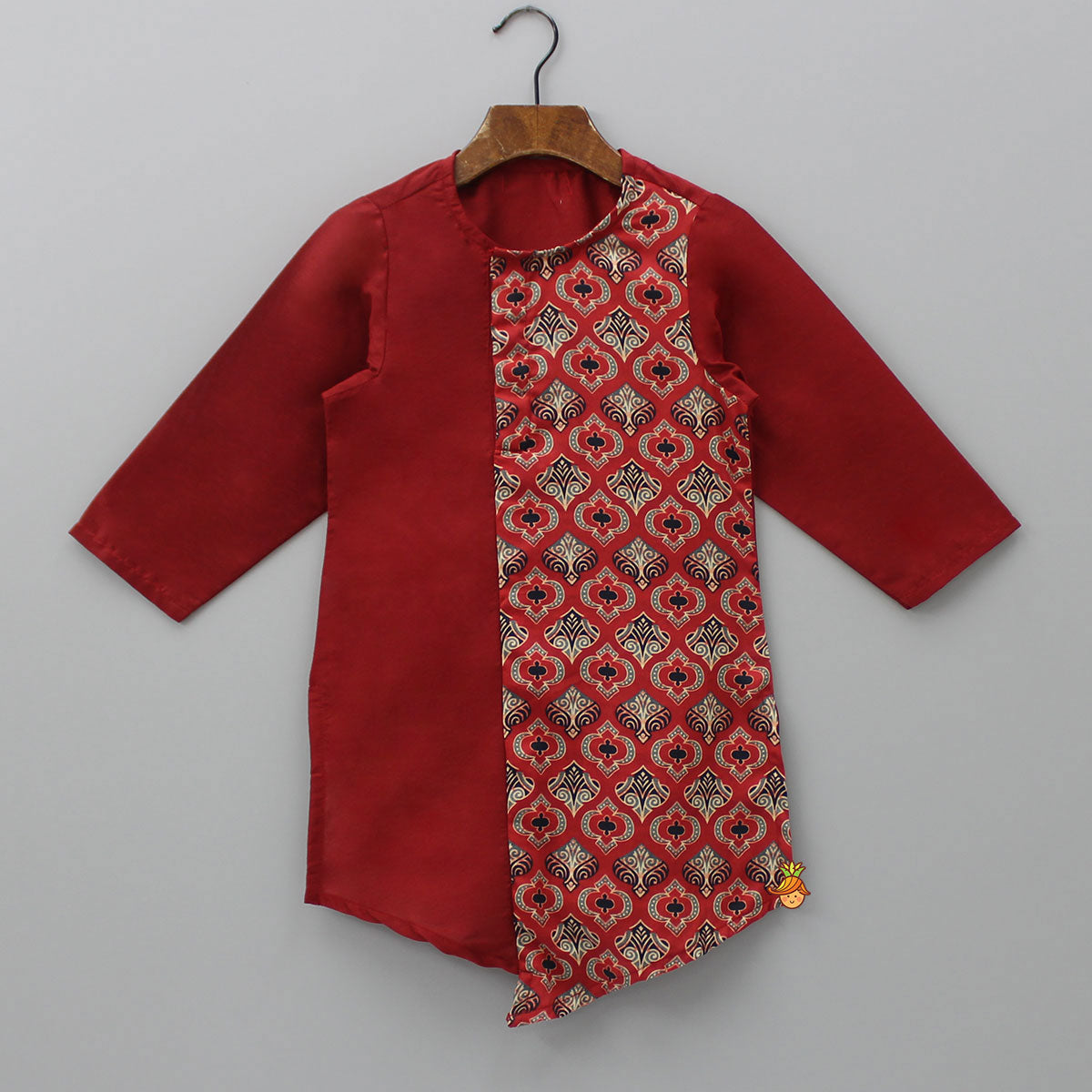 Printed Kurta And Churidar