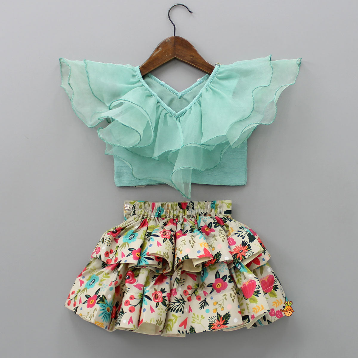 Frilly Top And Floral Printed Layered Short Skirt