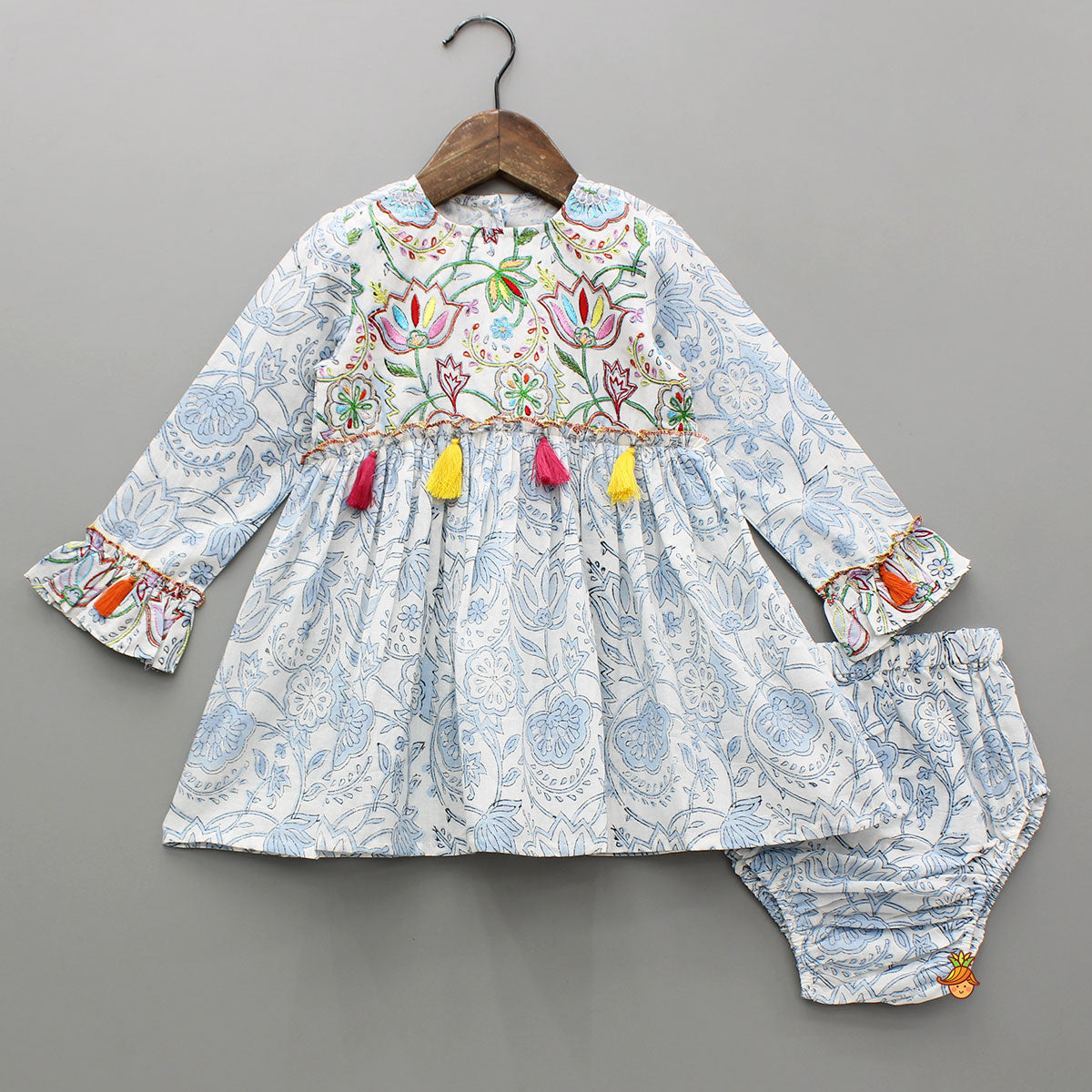 Floral Printed Dress With Bloomer And Headband