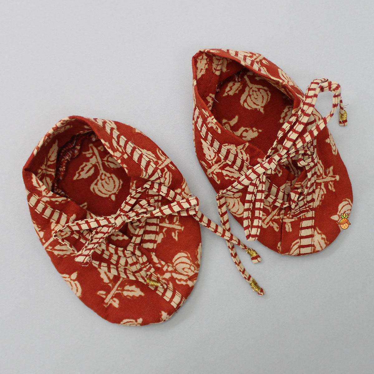 Printed Jaamna Set With Matching Booties And Mittens