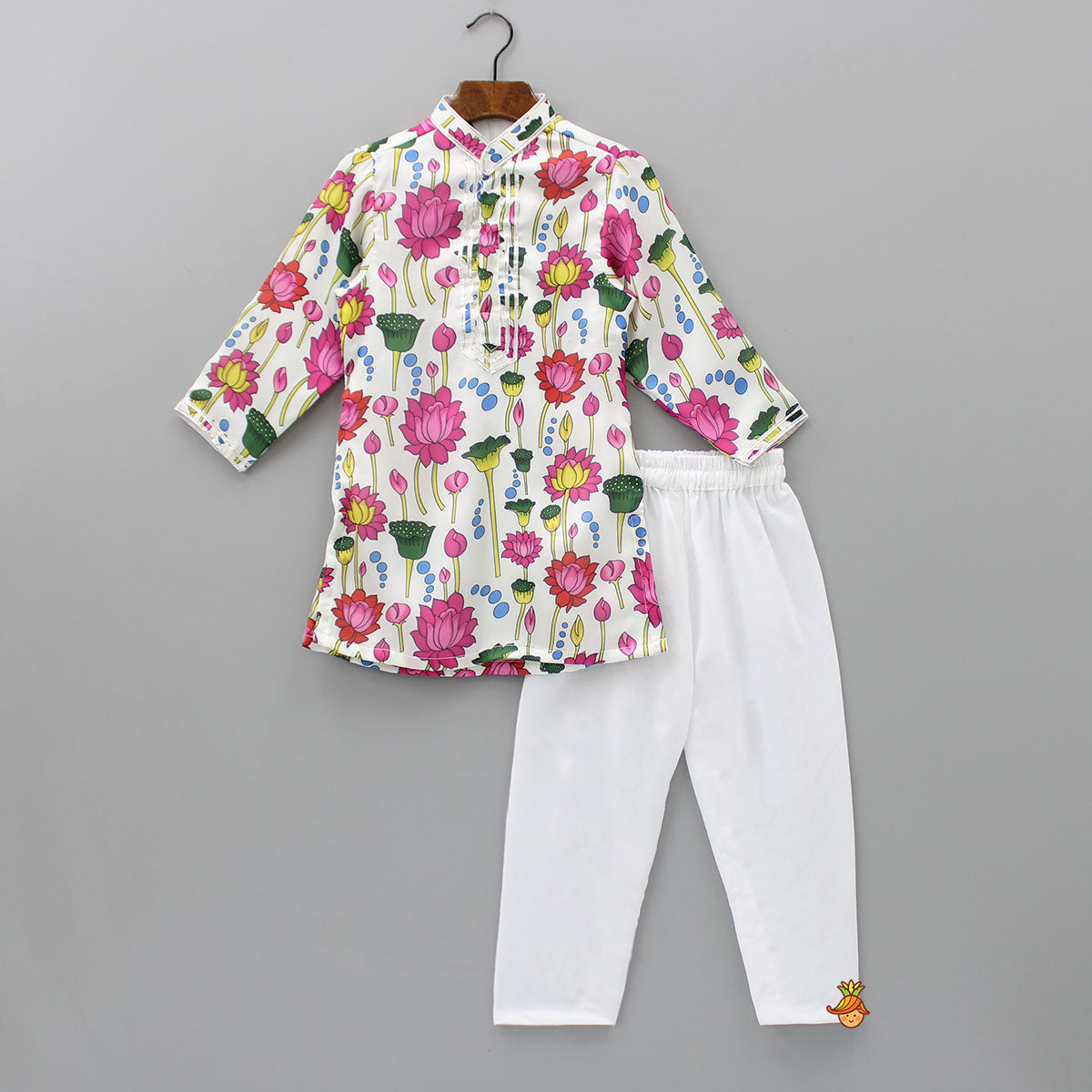 Pre Order: Lotus Flowers And Gota Lace Detailed Kurta With Pyjama