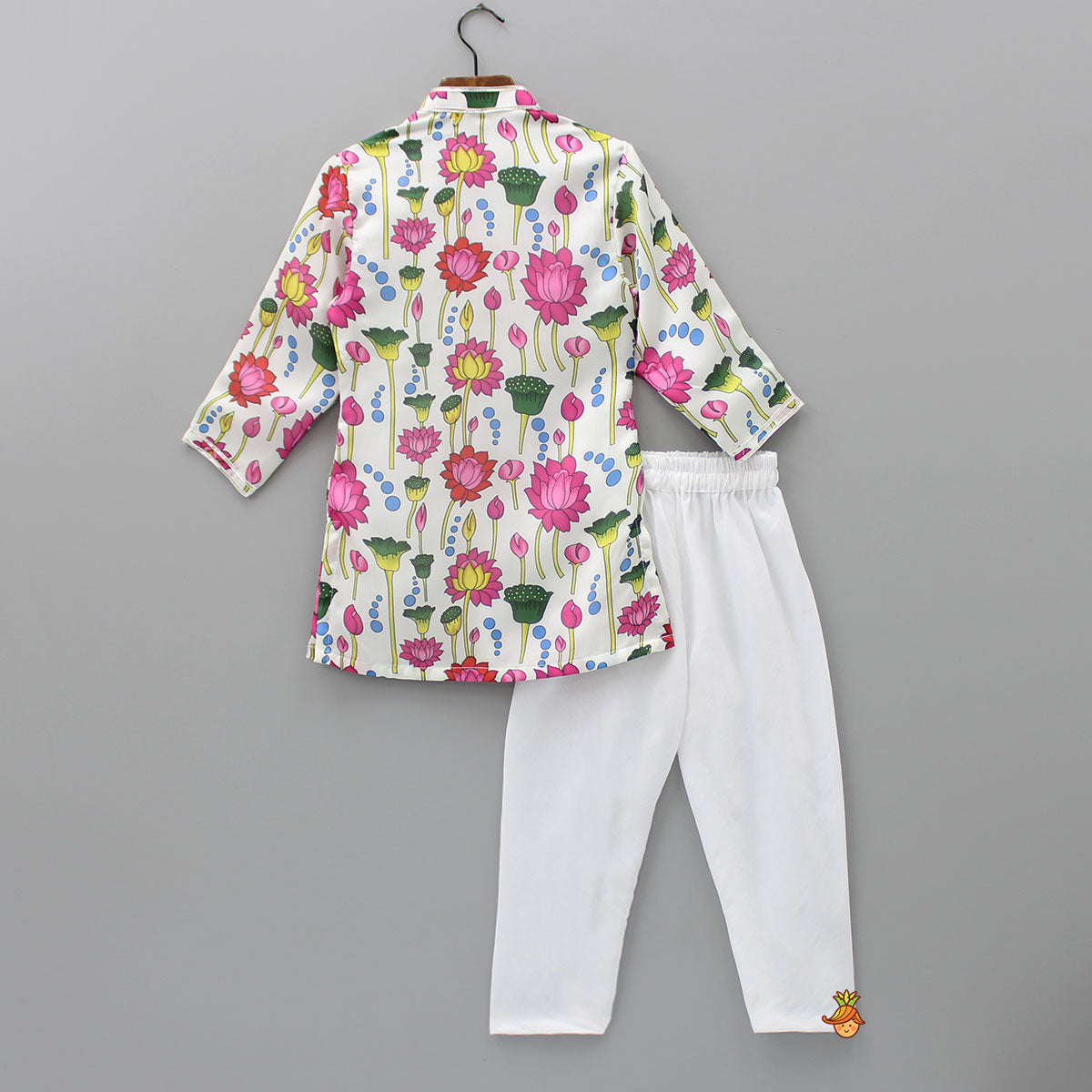 Lotus Flowers And Gota Lace Detailed Kurta With Pyjama
