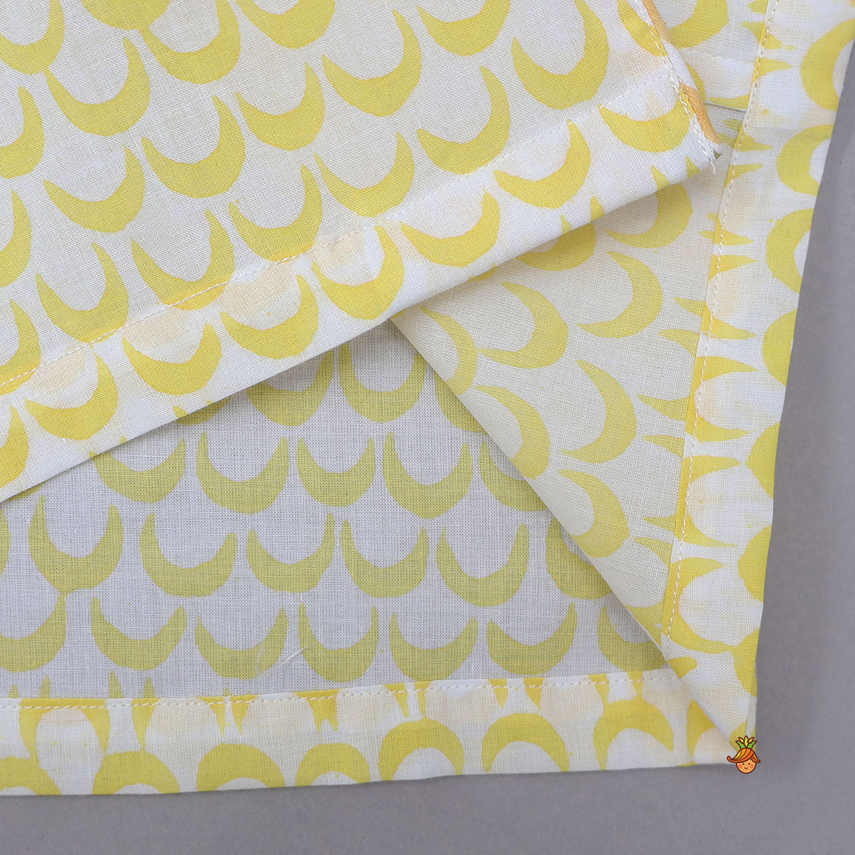Moon Printed Yellow Shirt And Pyjama