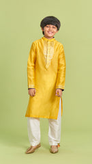 Pre Order: Yellow Mandarin Collar Kurta And Off White Pyjama