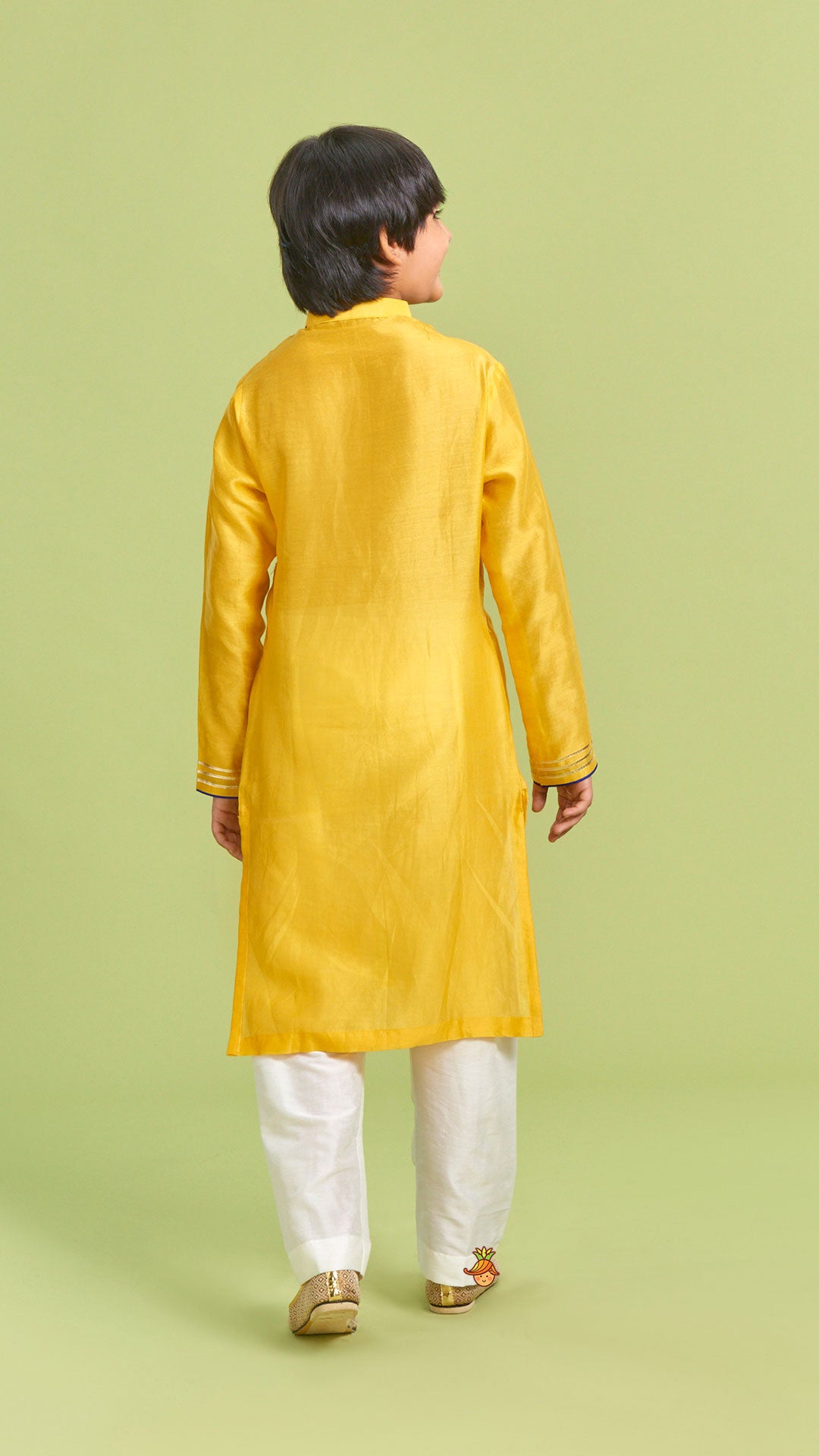 Yellow Mandarin Collar Kurta And Off White Pyjama