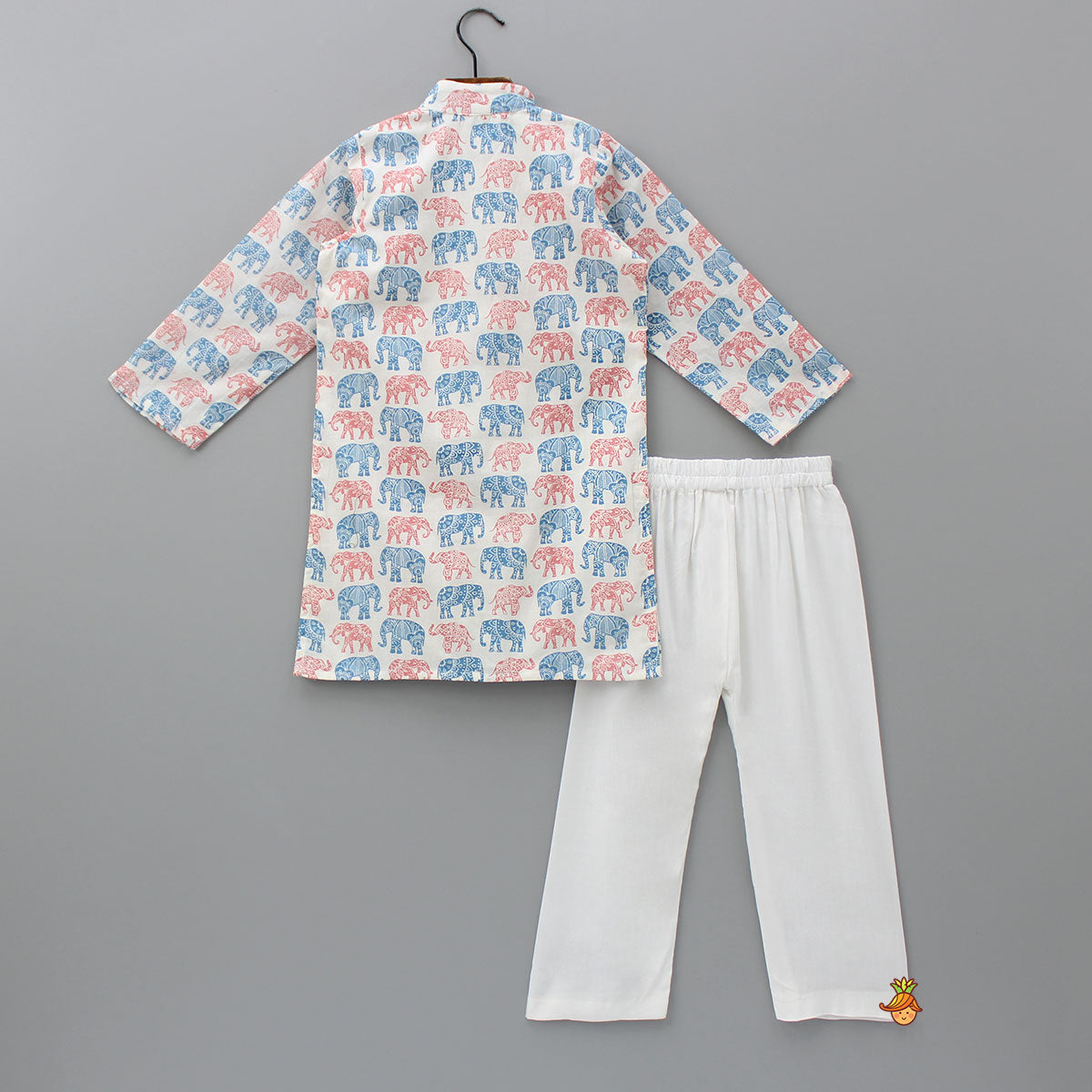 Elephant Printed Off White Kurta And Pyjama