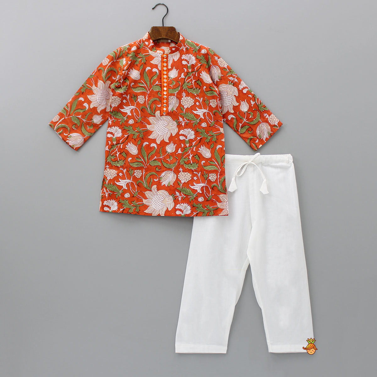 Pre Order: Pure Cotton Orange Printed Kurta And Off White Pyjama