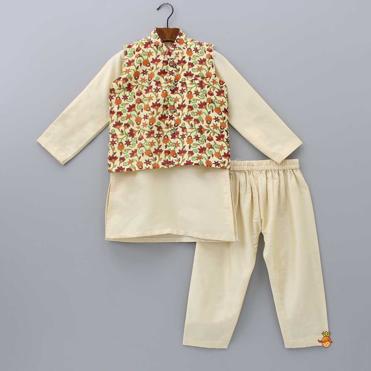 Beige Pockets Detail Kurta With Floral Jacket And Pyjama