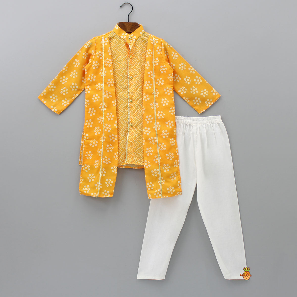 Bandhani Printed Yellow Jacket Style Kurta With Pyjama