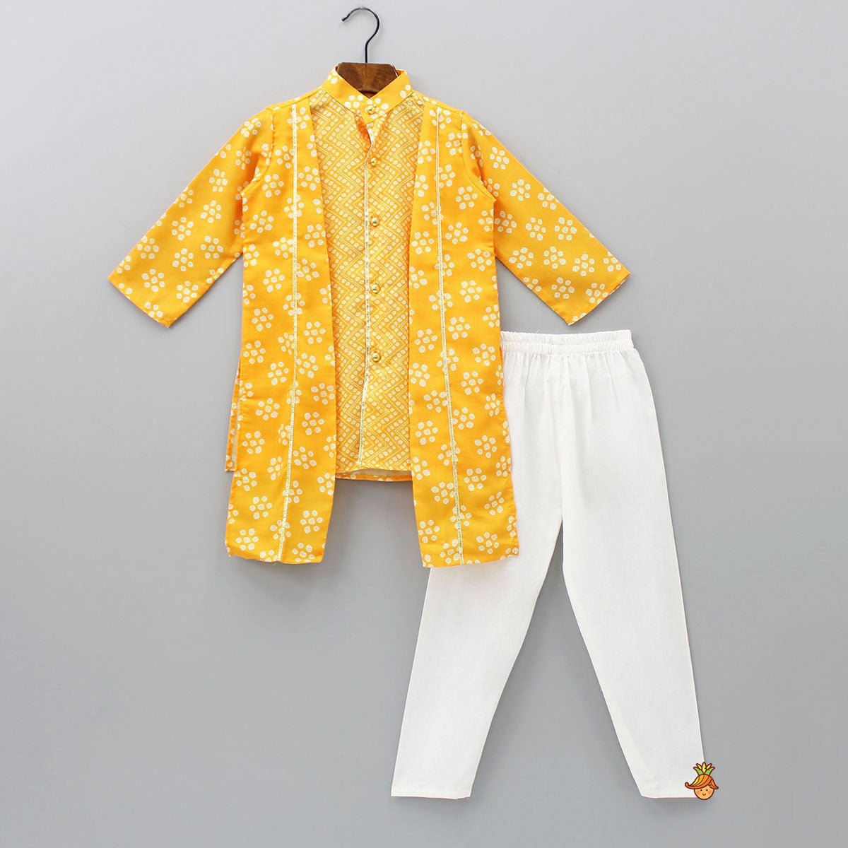 Bandhani Printed Yellow Jacket Style Kurta With Pyjama