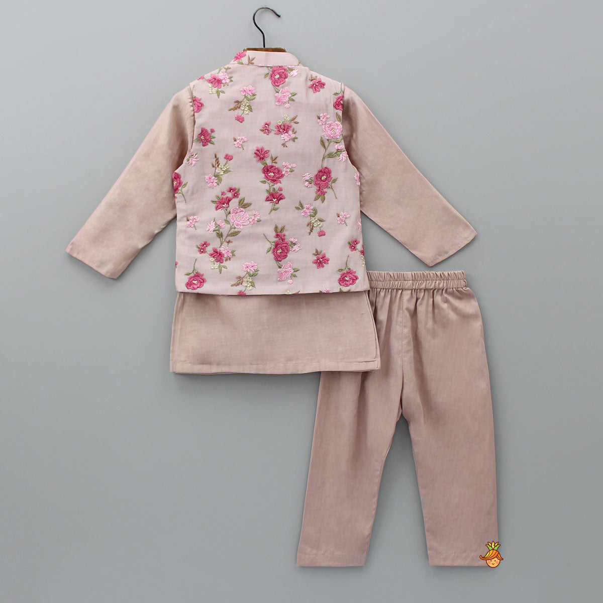 Ethnic Kurta With Pink Floral Embroidered Jacket And Pyjama