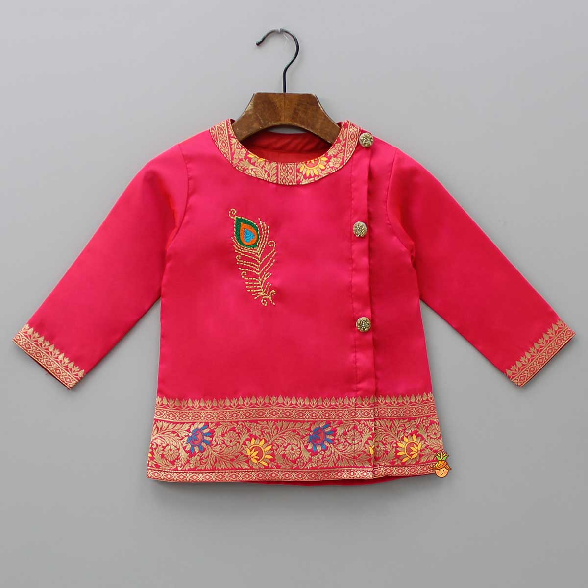 Ethnic Brocade Enhanced Pink Kurta With Booti Embroidered Dhoti