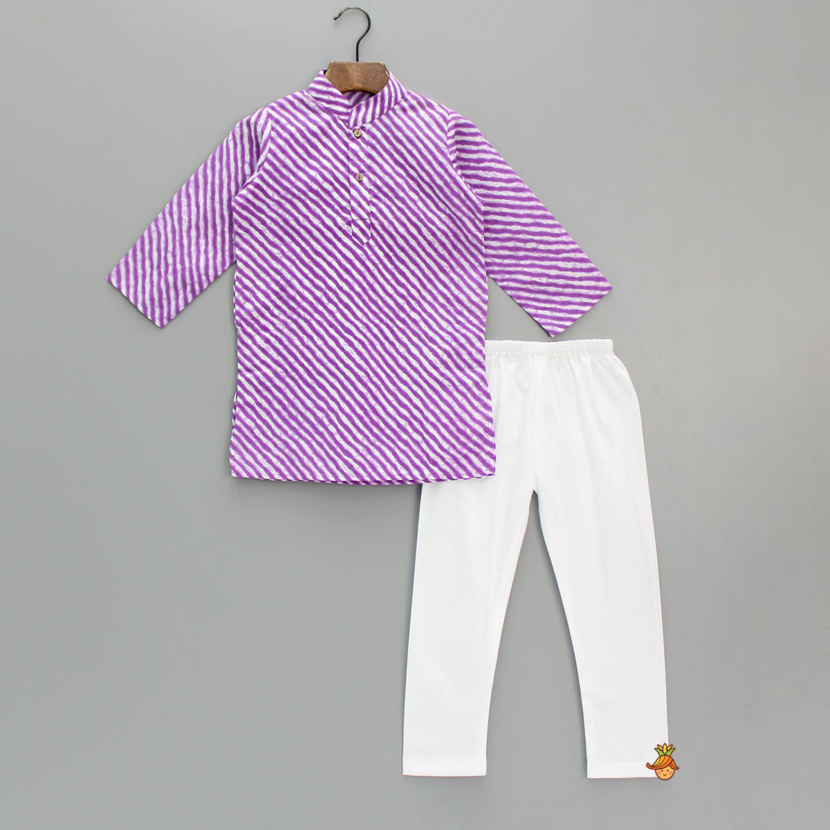 Leheriya Printed Mandarin Collar Purple Kurta With White Pyjama