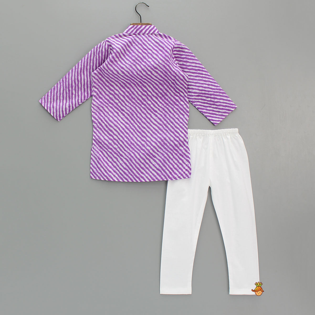 Leheriya Printed Mandarin Collar Purple Kurta With White Pyjama