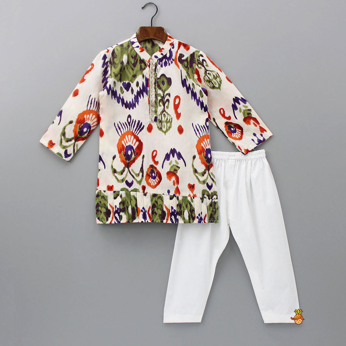 Pleated Hem Multicolour Printed Kurta And Pyjama