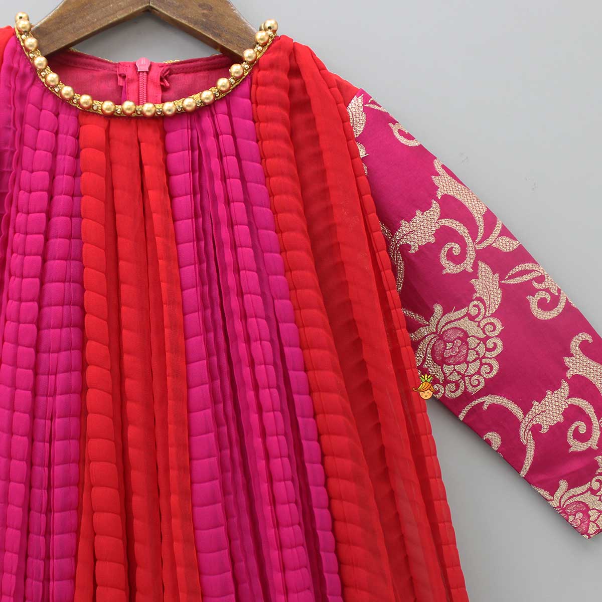 Dual Tone Embroidered Sleeves Kurti