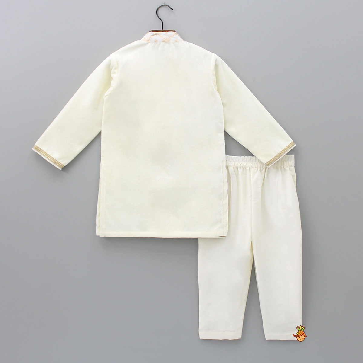 Attached Flap Off White Velvet Kurta And Pyjama